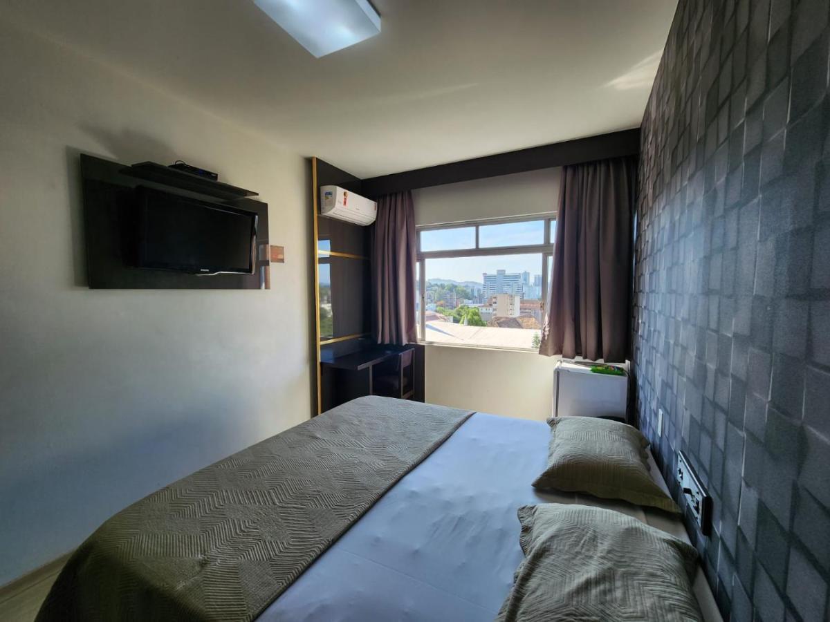 Hotel Europa Blumenau Buitenkant foto