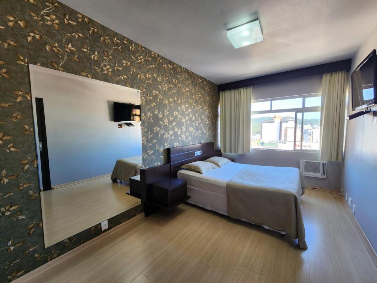 Hotel Europa Blumenau Buitenkant foto