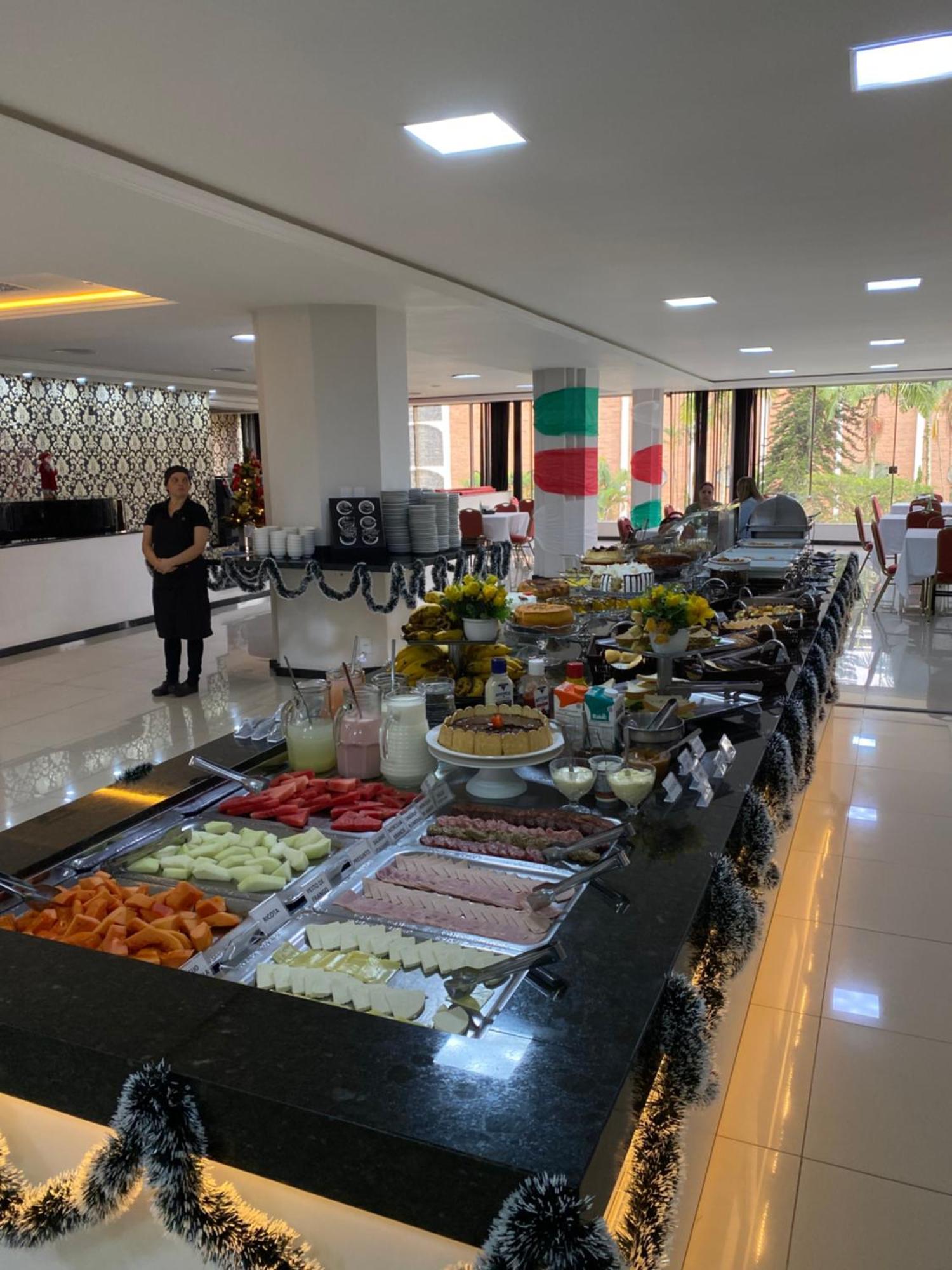 Hotel Europa Blumenau Buitenkant foto